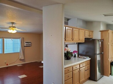 351 E Bradley Ave unit 140, El Cajon, CA 92021 - photo 4