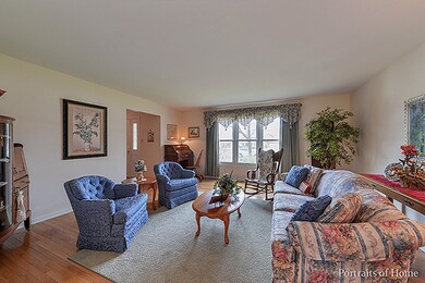 1469 Huntleigh Ct, Wheaton, IL 60189 - photo 3