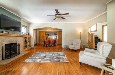 401 Lincoln Ave, Lincoln, IL 62656 - photo 5