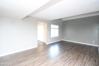 934 E Redfield Rd, Tempe, AZ 85283 - photo 4