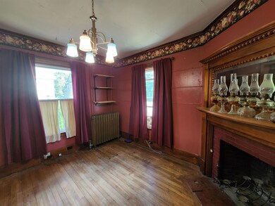 24 Green St, Claremont, NH 03743 - photo 3