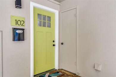 7498 E Northwest Hwy unit 102, Dallas, TX 75231 - photo 3
