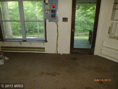 169 Rr 1 Box 169 D Critton Owl Ho, Paw Paw, WV 25434 - photo 6