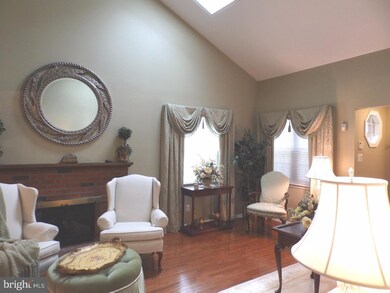 134 Greensward Ln, Cherry Hill, NJ 08002 - photo 4