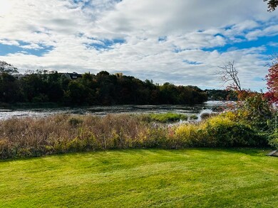 28 Hardy Pond Rd, Waltham, MA 02451 - photo 4