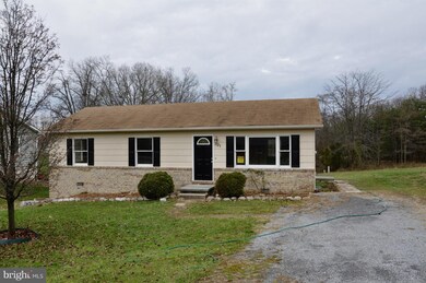 321 Chinkapin Dr, Stephens City, VA 22655 - photo 2