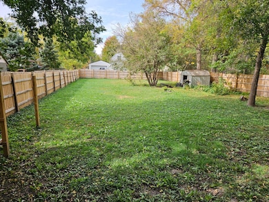 1212 Saint Joseph Ave, Albert Lea, MN 56007 - photo 3