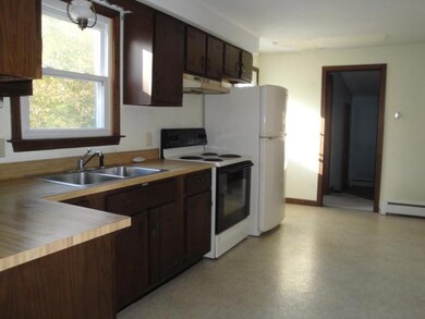 21 Carriage Dr, Stonington, CT 06378 - photo 5