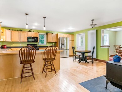 962 Dugway Rd, Richmond, VT 05477 - photo 7