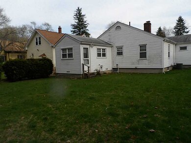 43 Hull St, Warwick, RI 02888 - photo 4
