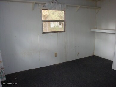 404 Alexander St, Interlachen, FL 32148 - photo 6