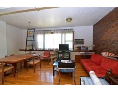 93 Hudson St unit 93B, Boston, MA 02111 - photo 2