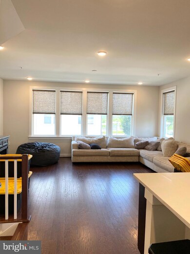 13348 Sherwood Park Ln, Herndon, VA 20171 - photo 6