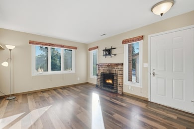 4715 Sunne Point, Saint Paul, MN 55122 - photo 3