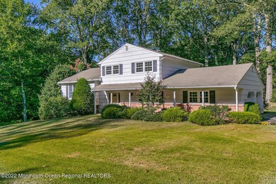 112 Spruce Dr Middletown-large-001-001-1