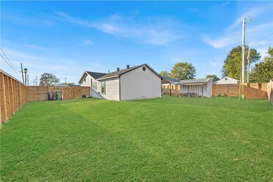 1437 S Arkansas St, Rogers, AR 72756 - photo 2