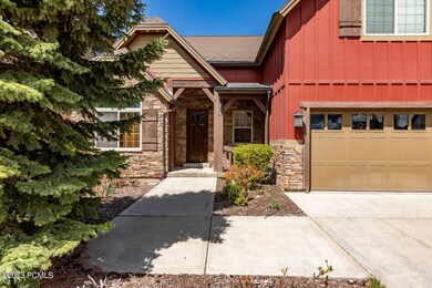 2_Exterior_1800x1200_3861684