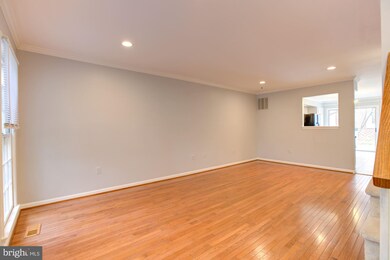 12843 Mill Brook Ct, Woodbridge, VA 22192 - photo 5