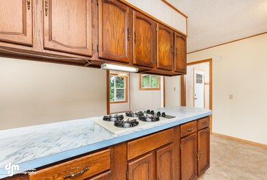 6911 E 12th Ave, Anchorage, AK 99504 - photo 5