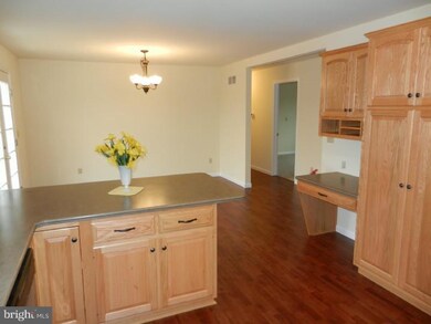 279 Schappell Rd, Hamburg, PA 19526 - photo 7