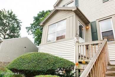 284 Colonie St, Albany, NY 12210 - photo 3