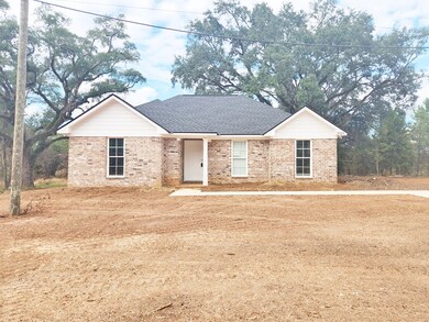 2525 W Oakridge Dr, Albany, GA 31721 - photo 2