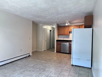 11 Kenmar Dr unit 4, Billerica, MA 01821 - photo 4