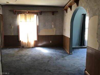 911 Denman Ave, Coshocton, OH 43812 - photo 4