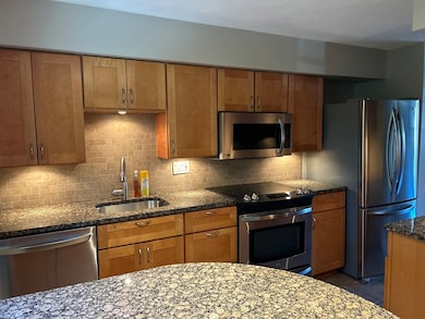 632 Chickering Rd unit 632, North Andover, MA 01845 - photo 2