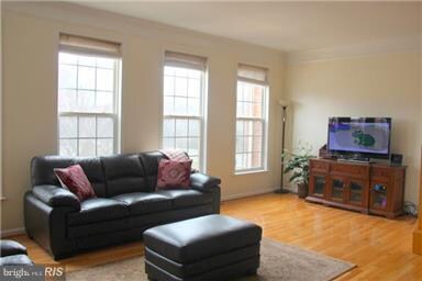 21903 Sweet Bay Terrace, Broadlands, VA 20148 - photo 5