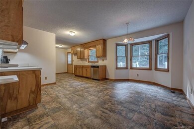 210 Aspen Dr, Gastonia, NC 28052 - photo 5