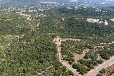 201 Canyon Ridge Ct, Bertram, TX 78605 - photo 2