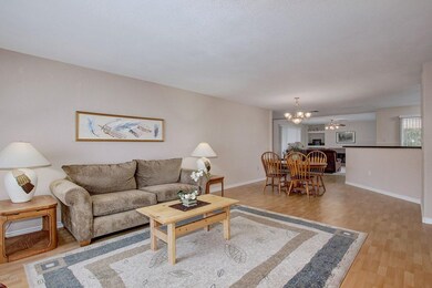 17826 N Palo Verde Dr, Sun City, AZ 85373 - photo 4