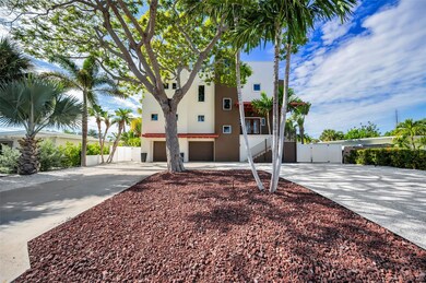 10206 4th St E, Treasure Island, FL 33706 - photo 7