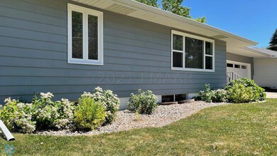 (5) Front Landscaping