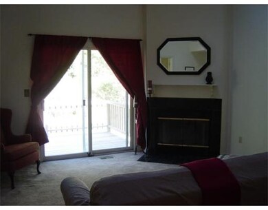 12 Carriage Ln unit 12, Shirley, MA 01464 - photo 5