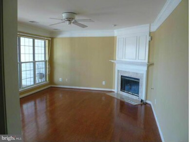 8207 Crossbrook Ct unit 202, Lorton, VA 22079 - photo 2