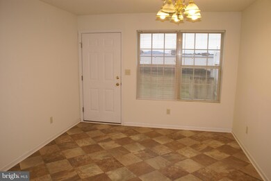 2774 Roosevelt Dr, Chambersburg, PA 17201 - photo 5