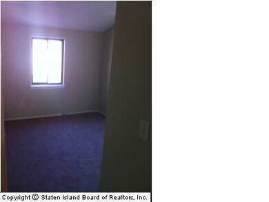 443 Willow Rd E unit 2, Staten Island, NY 10314 - photo 6