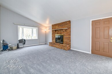 1428 Kings Rd, Carpentersville, IL 60110 - photo 2