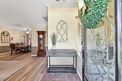 Entryway/foyer