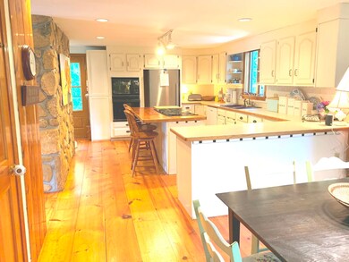 4 Davis Ave, Oak Bluffs, MA 02557 - photo 3