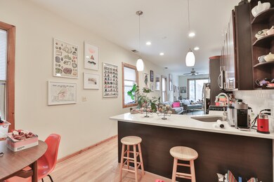 1625 N Campbell Ave unit 1F, Chicago, IL 60647 - photo 4