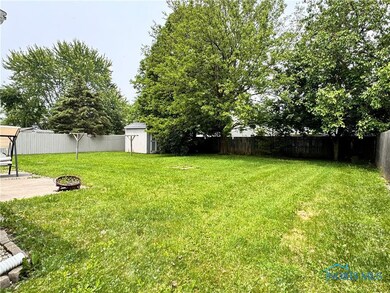 1019 E Wilson St, Bryan, OH 43506 - photo 3