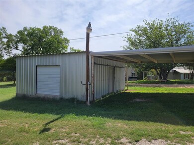 148 Broken Arrow, Comanche, TX 76442 - photo 6