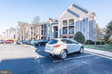 46608 Drysdale Terrace unit 100, Sterling, VA 20165 - photo 6