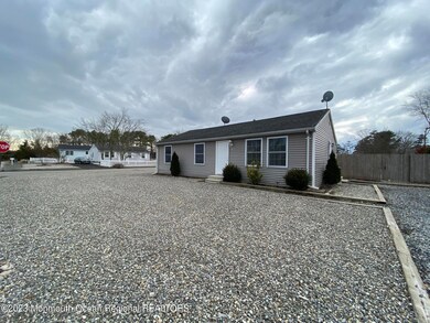 722 Palm Beach Dr, Forked River, NJ 08731 - photo 4