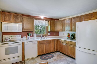 10 Joanne Dr, Hooksett, NH 03106 - photo 7