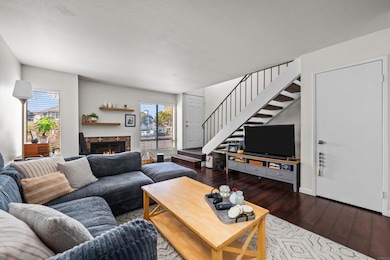 874 Marigold Ct, Carlsbad, CA 92011 - photo 6