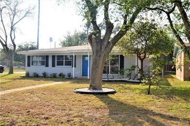 858 S Iowa Ave, Weslaco, TX 78596 - photo 4